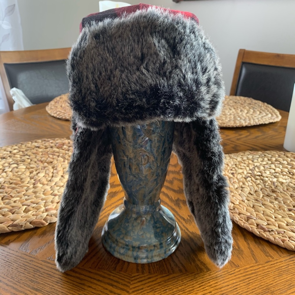 Winter hat - Picture 2 of 4